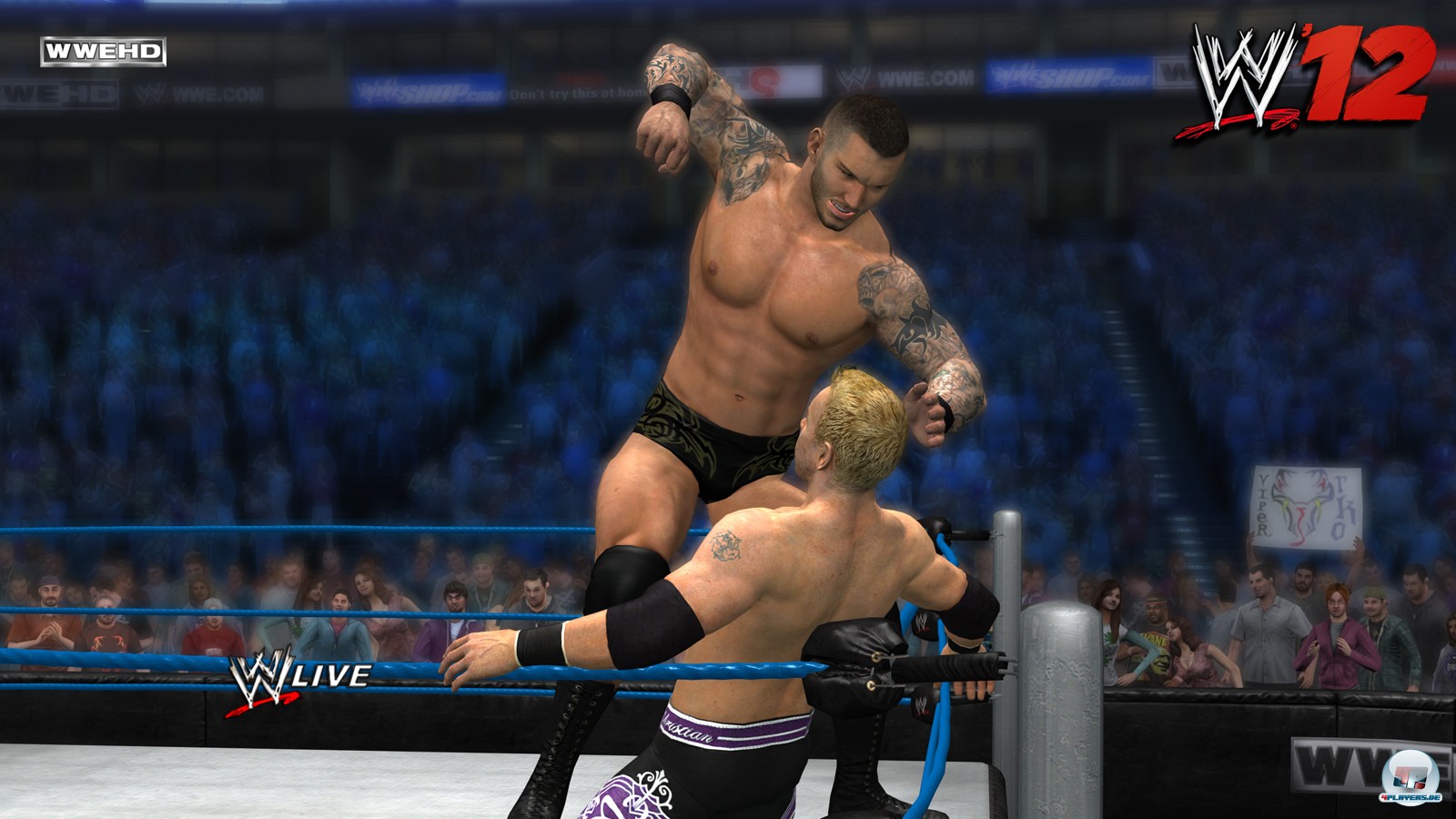 Die WWE-Athleten sehen besser aus als je zuvor, doch spielerisch muss die neue Technik erst noch ihre Klasse ausspielen. Die WWE-Athleten sehen besser aus als je zuvor, doch spielerisch muss die neue Technik erst noch ihre Klasse ausspielen.