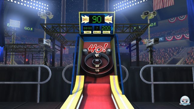 Beim Skill Ball muss man die Kugel so schwungvoll rollen, dass sie möglichst in punkteträchtigen Löchern landet. Beim Skill Ball muss man die Kugel so schwungvoll rollen, dass sie möglichst in punkteträchtigen Löchern landet.
