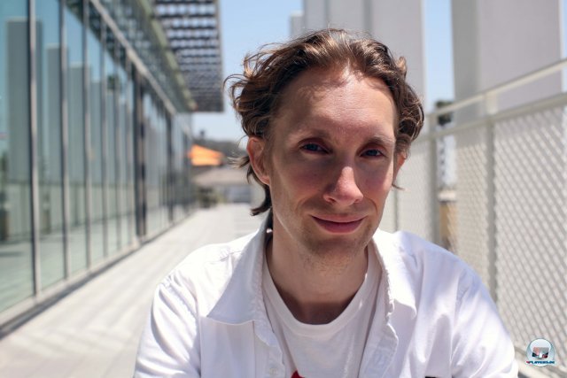 Sucht die Herausforderung: ehemaliger Student und inzwischen eine Kreativhoffnung für Sony, Ian Dallas. Sucht die Herausforderung: ehemaliger Student und inzwischen eine Kreativhoffnung für Sony, Ian Dallas.