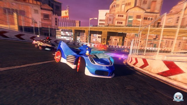 Das Driften sorgt im Anschluss für einen Turbo-Boost. Das Driften sorgt im Anschluss für einen Turbo-Boost.
